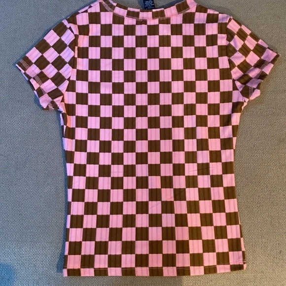 Rue 21 pink and brown checkered shirt size women’s medium NWOT never worn - Picture 3 of 6